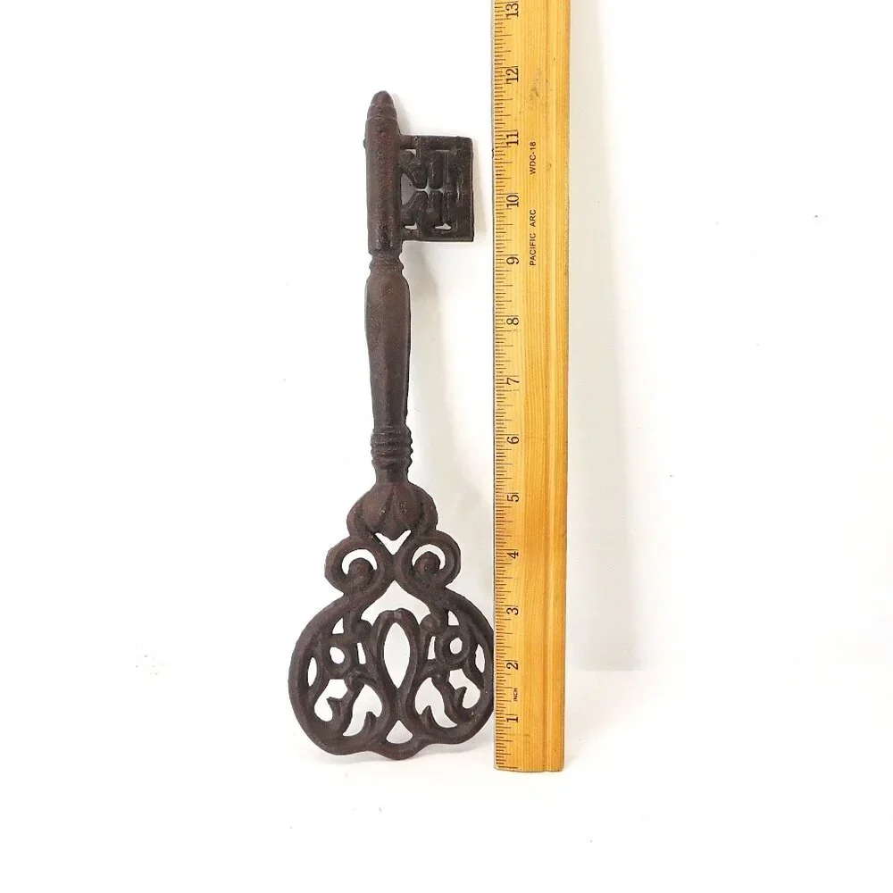 Large Cast Iron Skeleton Key Decorative Wall Décor 12" - Picture 6 of 6